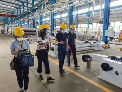 送政策送"監(jiān)督卡"到企業(yè),駐省經(jīng)信廳紀檢監(jiān)察組下基層